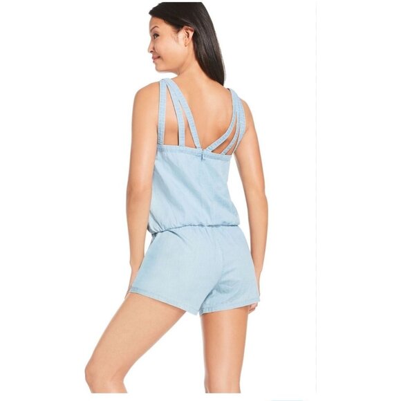 Fabletics Women's chambray Blue Denim Romper Pockets Crisscross Straps sz medium - Picture 3 of 10